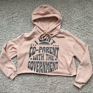 “I don’t Co-Parent” Blush Cropped Hoodie